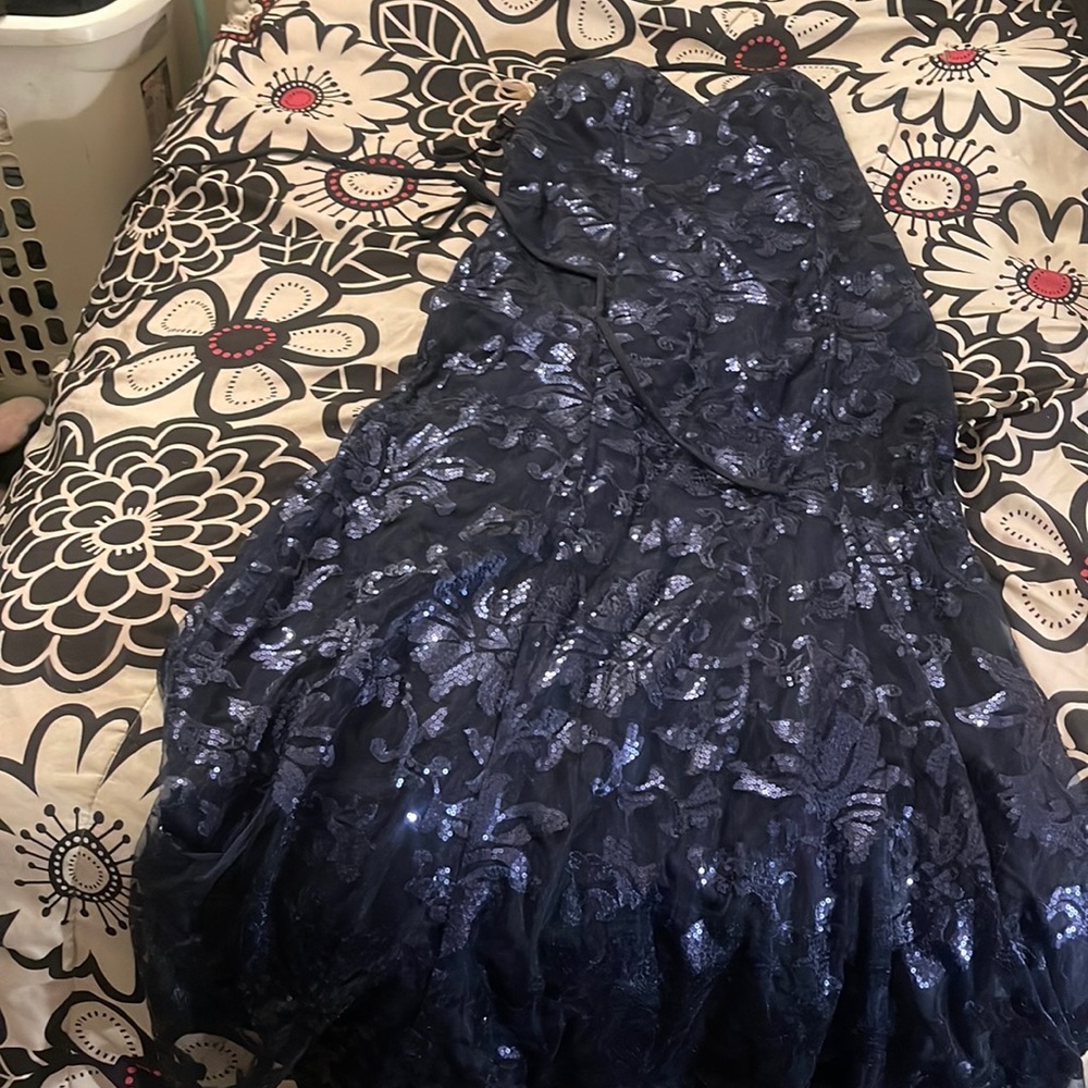 Navy Blue Prom Dress💙. Size 16 plus.